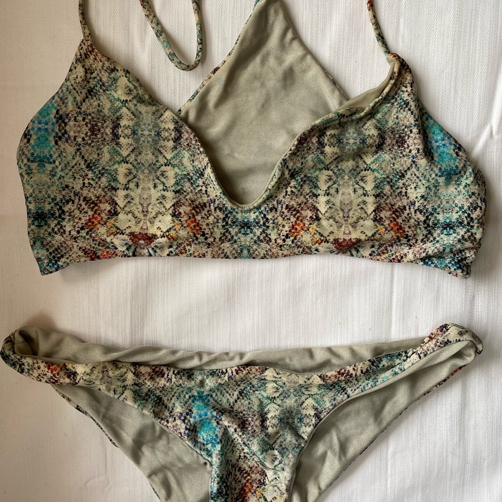 Snakeskin Color Bikini shiny